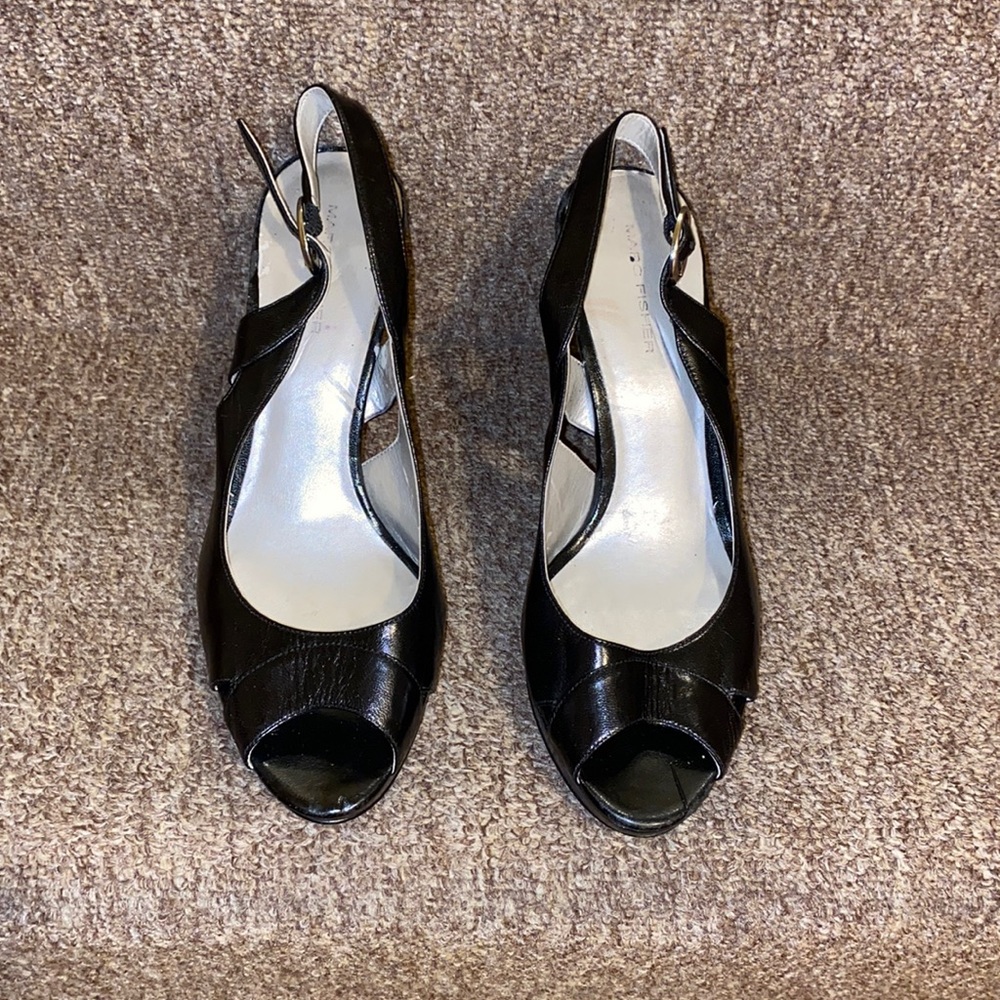 ♠️EUC Marc Fisher Genuine Leather Platform Sandals